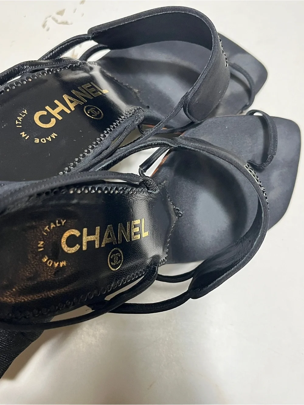 CHANEL Black Square Toe Toe-Loop Mules with Beaded CC - Picture 6 of 6